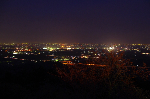 ����100���N�L�O��